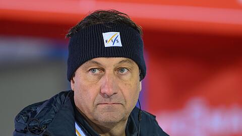 Fis-Rennleiter Sandro Pertile arbeitet weiter an einer Angleichung des Sprung-Kalenders. (Archivbild)