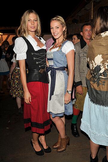 Absolute Hingucker: Sarah Brandner und Svenja Holtmann