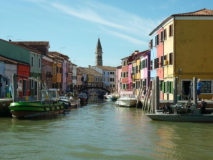 Der erste Eindruck bei der Ankunft in Burano.