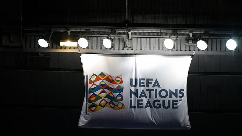 In Rumänien ist es in einem Nations-League-Spiel zu einem Eklat gekommen.