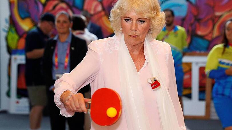 Platz zehn: Nur 29 Prozent der Briten haben eine positive Meinung über Camilla. Sie war die Geliebte von Charles, als er mit Prinzessin Diana verheiratet war. Damals hatten sie viele als "Rottweiler" verspottet.