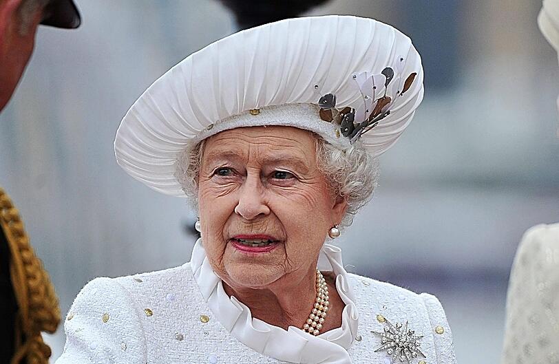 Queen Elizabeth II. wird am 21. April 92 Jahre alt und ist bekannt für ihren bunten Look.
