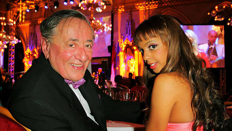 Bahati Venus hier mit ihrem Ex Richard Lugner