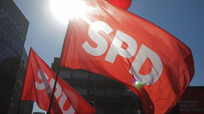 In den vier Münchner Wahlkreisen scheint sich ein enges Rennen abzuzeichnen - in dem nicht die CSU um das Siegertreppchen streitet, sondern neben den Grünen vor allem die SPD. (Symbolbild)