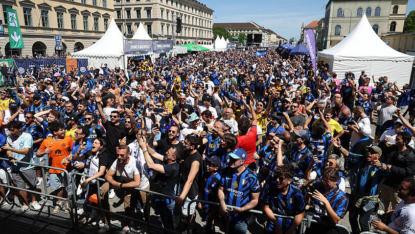 Beste Stimmung bei den Inter-Fans auf dem Odeonsplatz.
