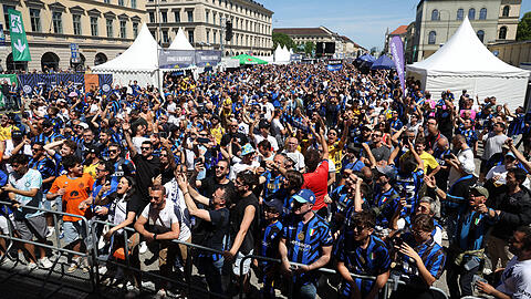 Beste Stimmung bei den Inter-Fans auf dem Odeonsplatz.