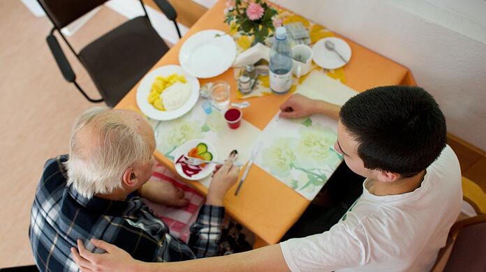 Fast 300.000 Münchner werden in 20 Jahren über 67 Jahre alt sein. Unklar ist, wo sie alle wohnen sollen.