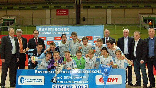 TSV 1860 München verteidigt Titel bei der Bayerischen Hallenmeisterschaft um den U15-E.ON Bayern Cup TSV 1860 München verteidigt Titel bei der Bayerischen Hallenmeisterschaft um den U15-E.ON Bayern Cup