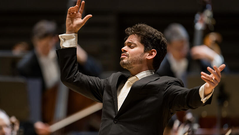 Lahav Shani im ersten Konzert der neuen Saison im September 2024.