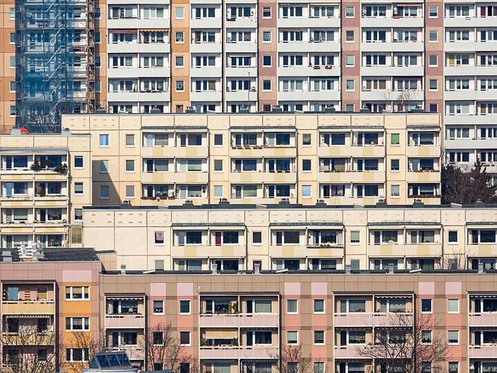 Mehr Geld ausgeben mussten Verbraucher unter anderem für Kaltmieten (plus 1,4 Prozent).