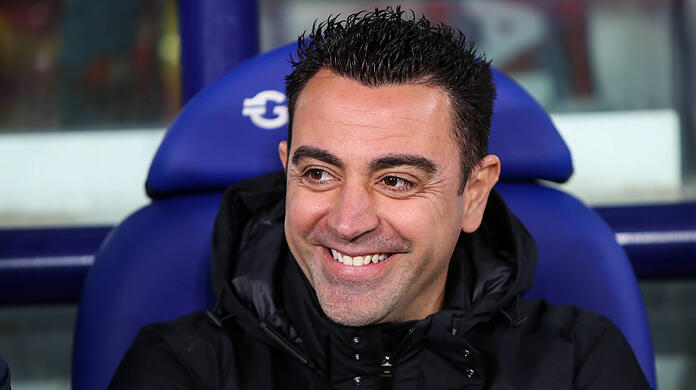 Ein großer Fan von Joshua Kimmich: Trainer Xavi vom FC Barcelona.