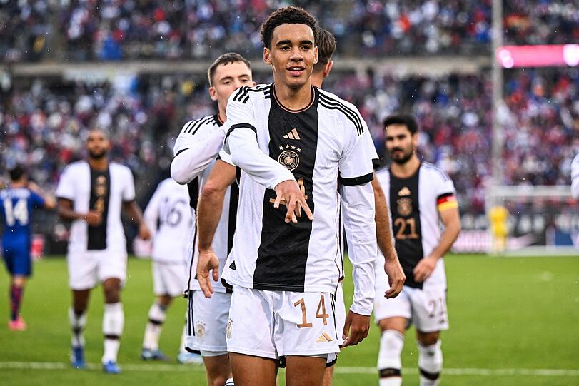 Deutschlands dynamisches Duo: Jamal Musiala und Florian Wirtz (hinten).