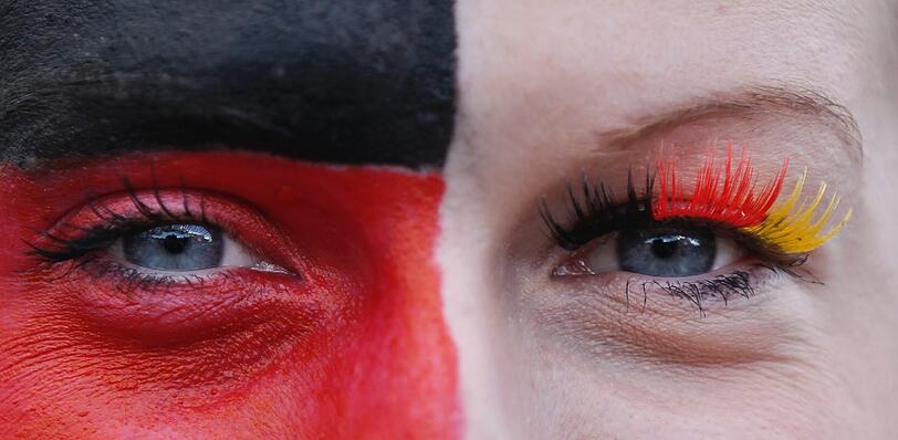 Das ZDF hat bei der TV-Live-Übertragung des EM-Viertelfinales Deutschland am Freitagabend gegen Griechenland mit 26,8 Millionen Zuschauern den Rekord bei der EURO in Polen und der Ukraine verpasst.