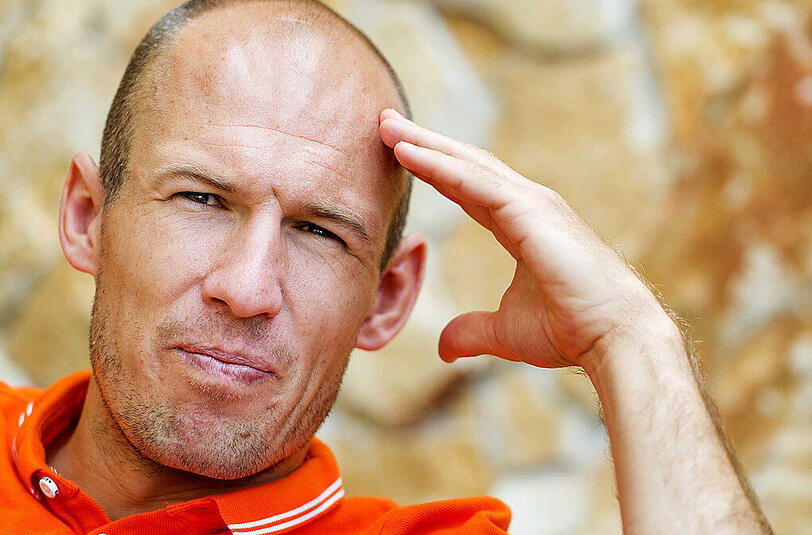 Arjen Robben hat "hohe Erwartungen" an die DFB-Elf bei der WM 2014 in Brasilien.