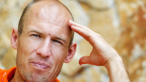Arjen Robben hat "hohe Erwartungen" an die DFB-Elf bei der WM 2014 in Brasilien.