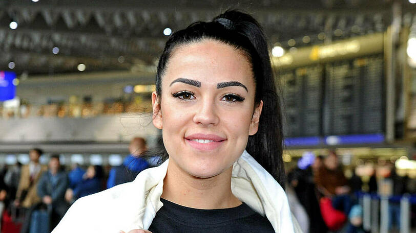 Für die einen eine Kämpferin, für die anderen eine Pöbel-Kandidatin: Elena Miras war im "Dschungelcamp" 2020.