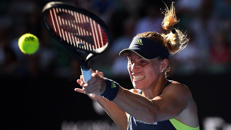 Für Angelique Kerber ist der erste Grand Slam des Jahres im Halbfinale vorbei. Für Angelique Kerber ist der erste Grand Slam des Jahres im Halbfinale vorbei.