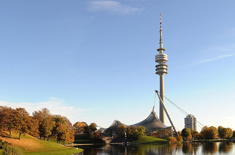 Den besten Ausblick über München gibt's vom Olympiaturm. Vor genau 50 Jahren begann sein Bau.