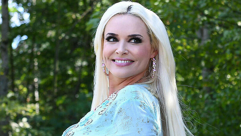 Daniela Katzenberger zeigt auf Instagram ihre Verwandlung von einer "Muddi" zur "Milf".