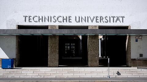 Die Technische Universit&auml;t M&uuml;nchen will mit der Universit&auml;t der Bundeswehr und Partnern aus der R&uuml;stungsindustrie ihre Aktivit&auml;ten bei der Forschung in den Bereichen Sicherheit und Verteidigung intensivieren. (Archivbild)