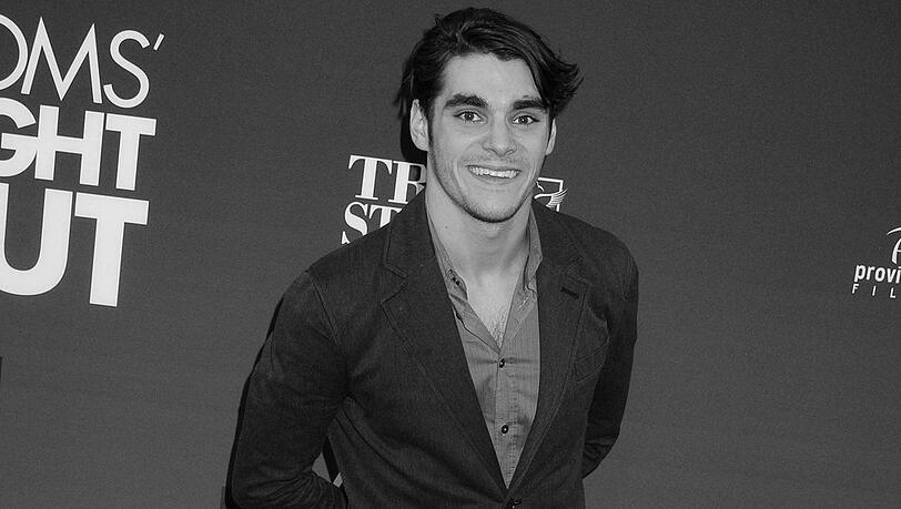 Schauspieler RJ Mitte ist im Alter von 34 Jahren gestorben.