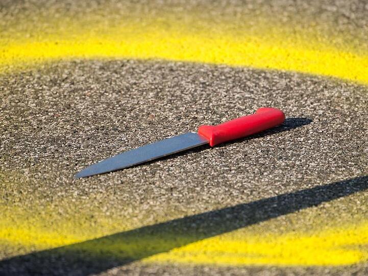 Tatort im Stadtteil Wandsbek: Die Polizei hatte einen Mann niedergeschossen, der zuvor Passanten und Polizisten mit einem Messer bedroht hatte.