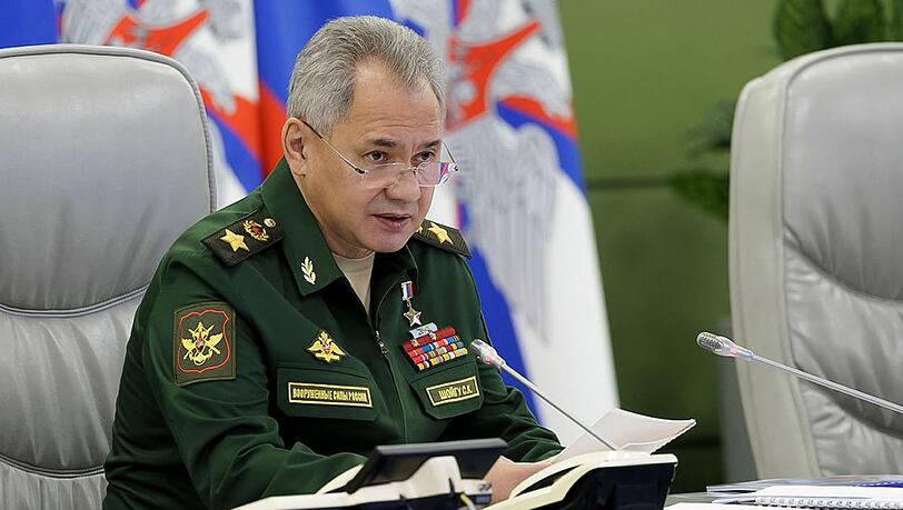 Russlands Verteidigungsminister Sergej Schoigu behauptet, die Ukraine plane zur Diskreditierung Moskaus die Zündung einer radioaktiven Bombe.