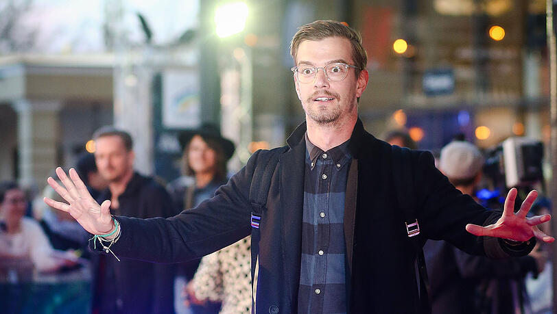 Nach "Circus Halligalli" ist vor "Beginner gegen Gewinner": Joko Winterscheidt bekommt seine eigene Samstagabend-Show. Nach "Circus Halligalli" ist vor "Beginner gegen Gewinner": Joko Winterscheidt bekommt seine eigene Samstagabend-Show.