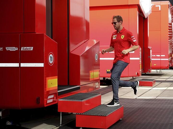 Auf dem Sprung in Silverstone: Sebastian Vettel.