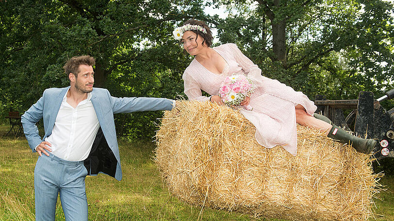 "Rote Rosen": Astrid und Alex feiern ausgelassen Hochzeit auf dem Bauernhof