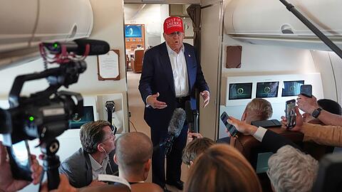 Israel hat nach Angaben von US-Präsident Trump notwendigen Bedingungen für den Abschluss einer Waffenruhe zugestimmt.