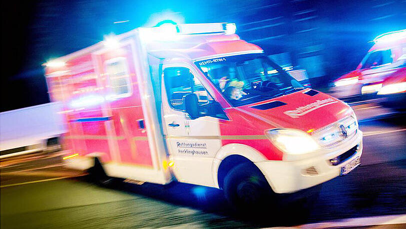 Zwei Personen sind verletzt. Zwei Personen sind verletzt.