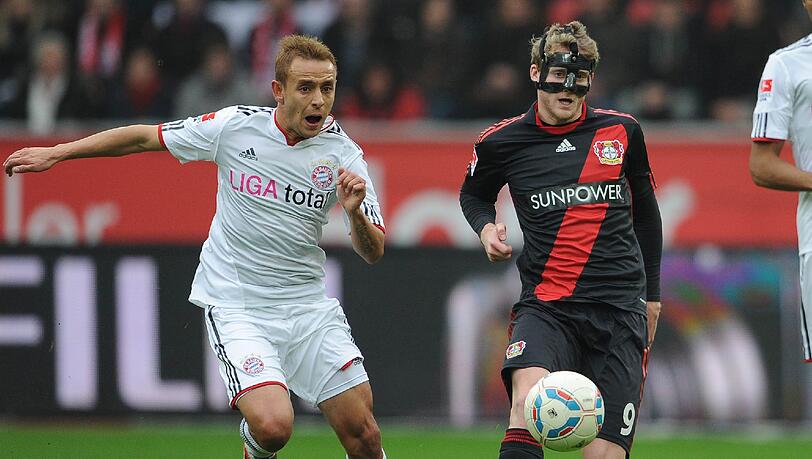 Ist wieder fit und möchte spielen, der brasilianische Verteidiger des FC Bayern: Rafinha (l). Ist wieder fit und möchte spielen, der brasilianische Verteidiger des FC Bayern: Rafinha (l).