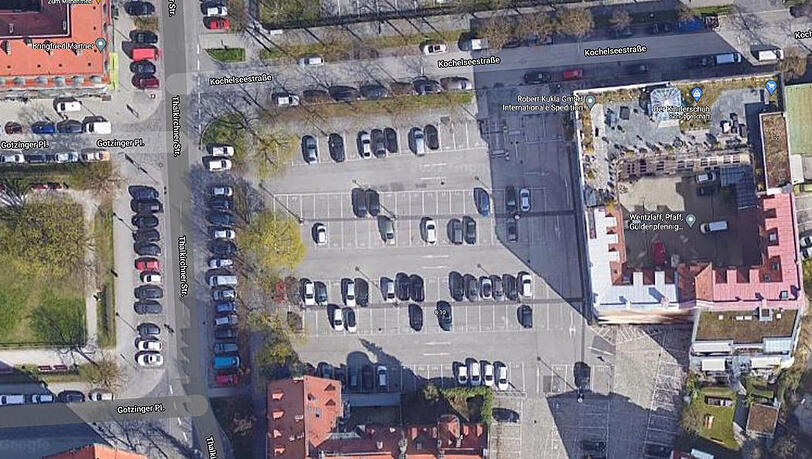 Auf dem Brunthaler Parkplatz soll nach Plänen der Stadt wohl ein Verwaltungsgebäude des KVR errichtet werden. Auf dem Brunthaler Parkplatz soll nach Plänen der Stadt wohl ein Verwaltungsgebäude des KVR errichtet werden.