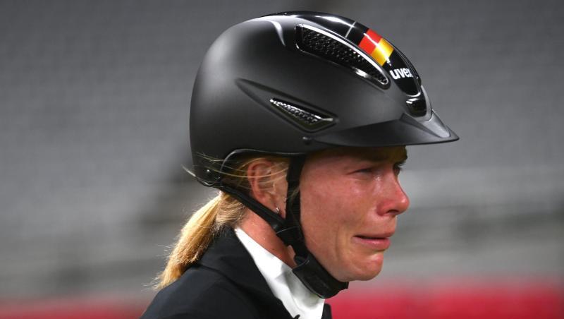 Nach dem Reiten kann Schleu ihre Enttäuschung nicht verbergen.