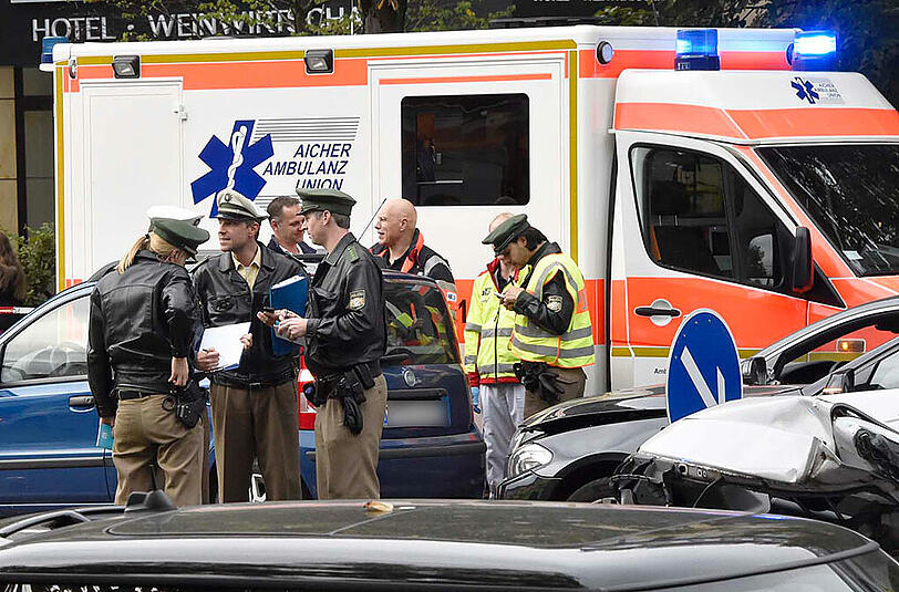 Die Bilder von der Massenkarambolage auf der Nymphenburger Straße.
