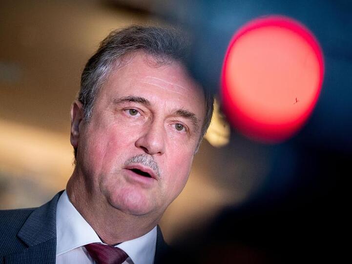 GDL-Chef Claus Weselsky ist durch viele Tarifschlachten mit der Bahn gegangen.