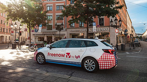 Zahlreiche Wiesn-Besucher nutzten den Fahrdienstvermittler Freenow by lyft um zum Festgel&auml;nde zu kommen.