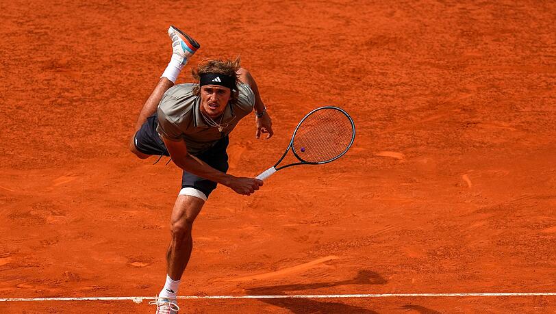 Musste sich dem Spanier Carlos Alcaraz in Madrid mit 1:6, 2:6 geschlagen geben: Alexander Zverev.