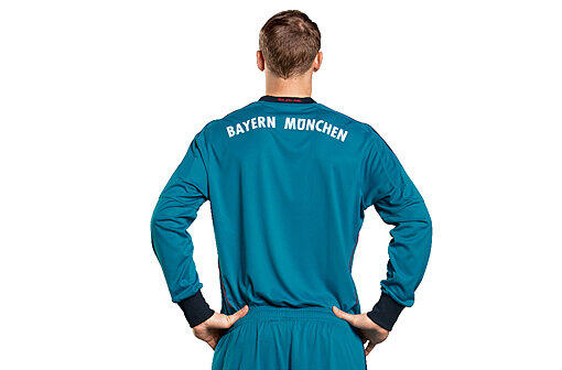 Das sind die neuen Heimtrikots des FC Bayern für die Saison 2013-2014.