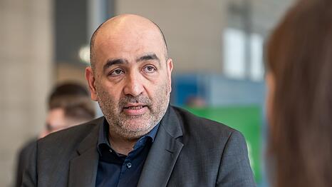 Der Gr&uuml;nen-Politiker Omid Nouripour warnt vor Rot-Gr&uuml;n-Rot in Berlin mit den bestehenden Linken. (Archivfoto)