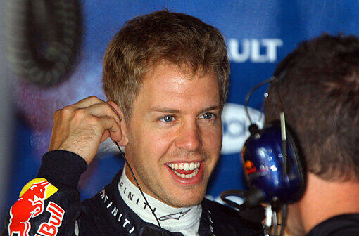 Lausbub: Auch nach sieben Jahren in der glamourösen Scheinwelt Formel 1 hat sich Vettel seinen Lausbubenhumor bewahrt.