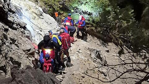 Die Bergretter aus Ramsau beim Einsatz am 16. Juli an der S&uuml;dspitze.