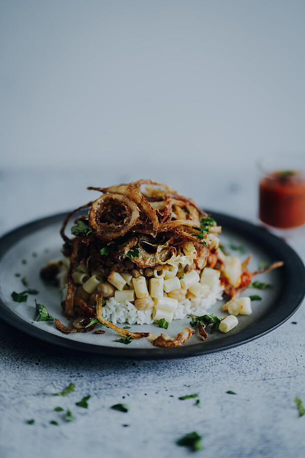 Auch ein Rezept für Koshari, das ägyptische Nationalgericht gibt es im Kochbuch von Ester Laub.