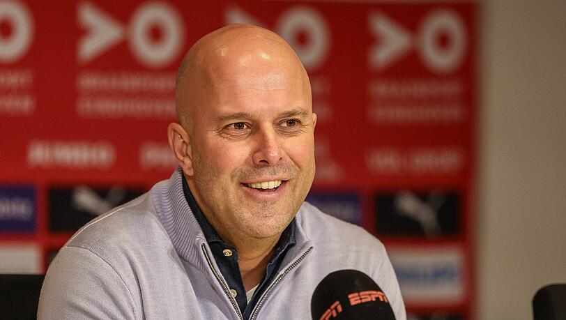Ein möglicher Kandidat auf die Nachfolge von Thomas Tuchel: Arne Slot, aktuell Trainer bei Feyenoord Rotterdam. Ein möglicher Kandidat auf die Nachfolge von Thomas Tuchel: Arne Slot, aktuell Trainer bei Feyenoord Rotterdam.