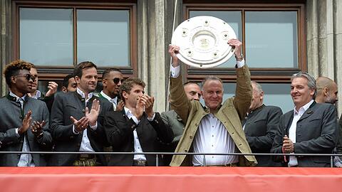 Der FC Bayern könnte am Ende der Saison wieder jubeln. Unter den Bundesliga-Trainern ist der Rekordmeister klarer Favorit.