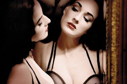 Dita von Teese wirbt für Wonderbra