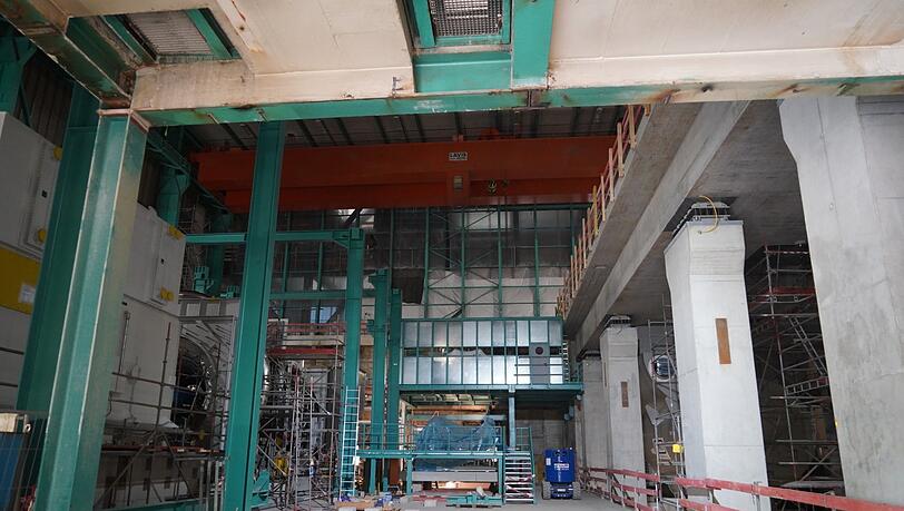 In dieser Halle entsteht ein neues Kraftwerk mit Gas- und Dampfturbinen. In dieser Halle entsteht ein neues Kraftwerk mit Gas- und Dampfturbinen.