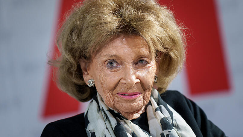 Charlotte Knobloch, Präsidentin der Israelitischen Kultusgemeinde München und Oberbayern, bei einer Preisverleihung. Charlotte Knobloch, Präsidentin der Israelitischen Kultusgemeinde München und Oberbayern, bei einer Preisverleihung.