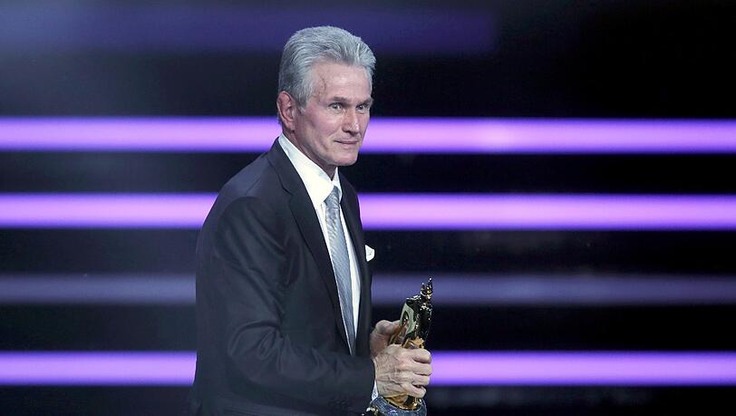 Jupp Heynckes erhielt den Bambi von Pep Guardiola.